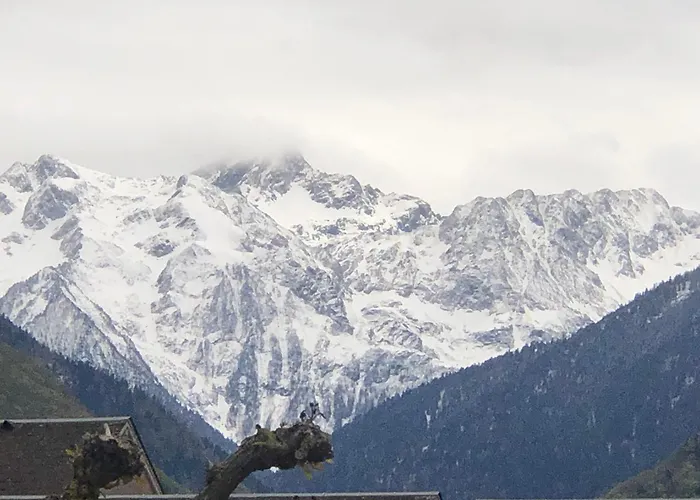 Апартаменты De Luchon T3 Vue Montagne 15 Minutes Station De Ski, Piscine De Juin - Septembre Bagneres-de-Luchon