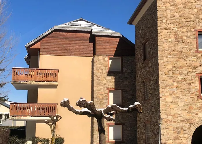 Апартаменты De Luchon T3 Vue Montagne 15 Minutes Station De Ski, Piscine De Juin - Septembre Bagneres-de-Luchon